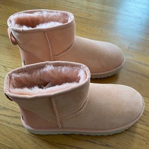 UGG Classic Mini Boots Women's Size 9 Peach Color